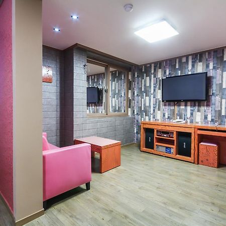 Hotel Lie Geoje Luaran gambar
