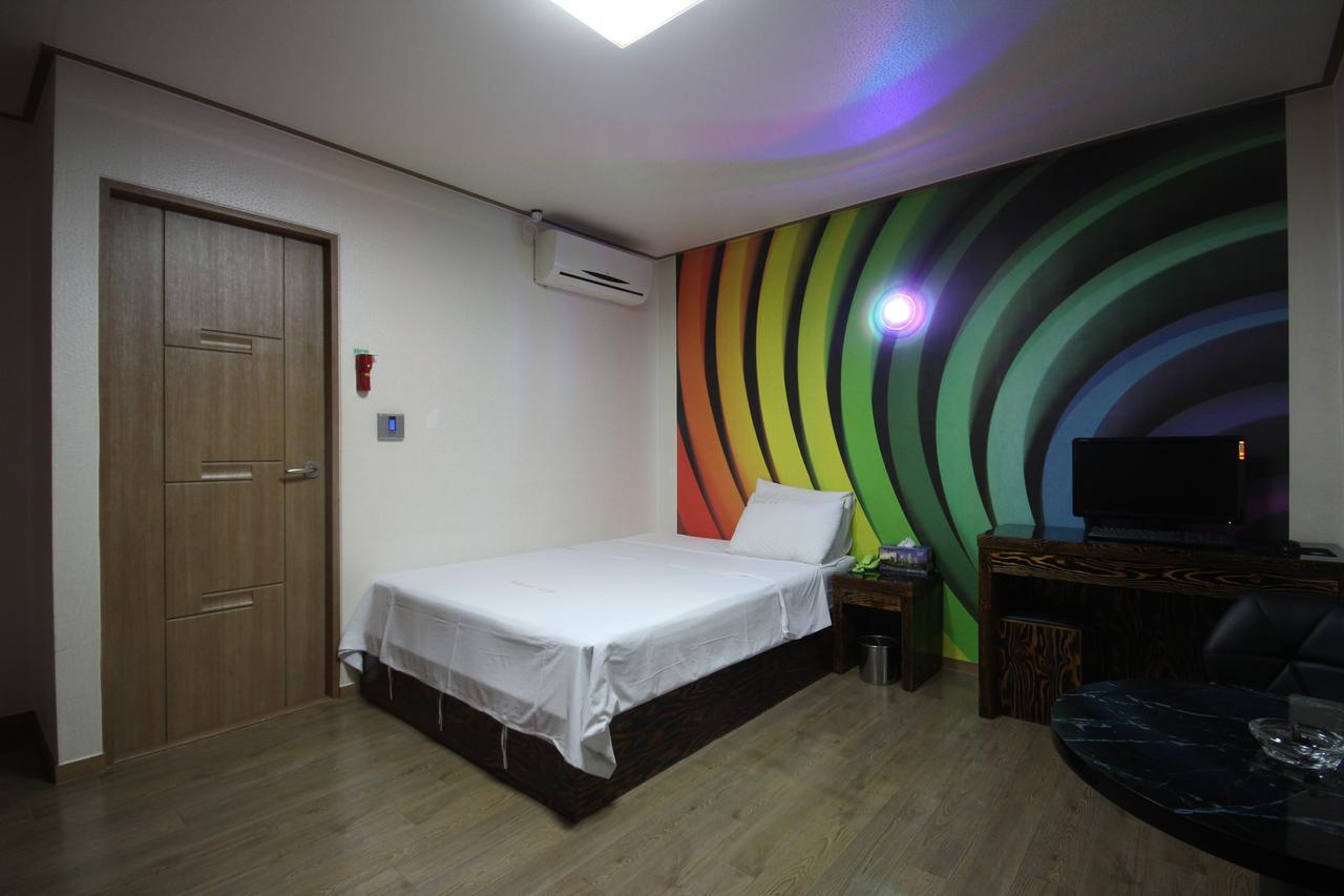 Hotel Lie Geoje Luaran gambar