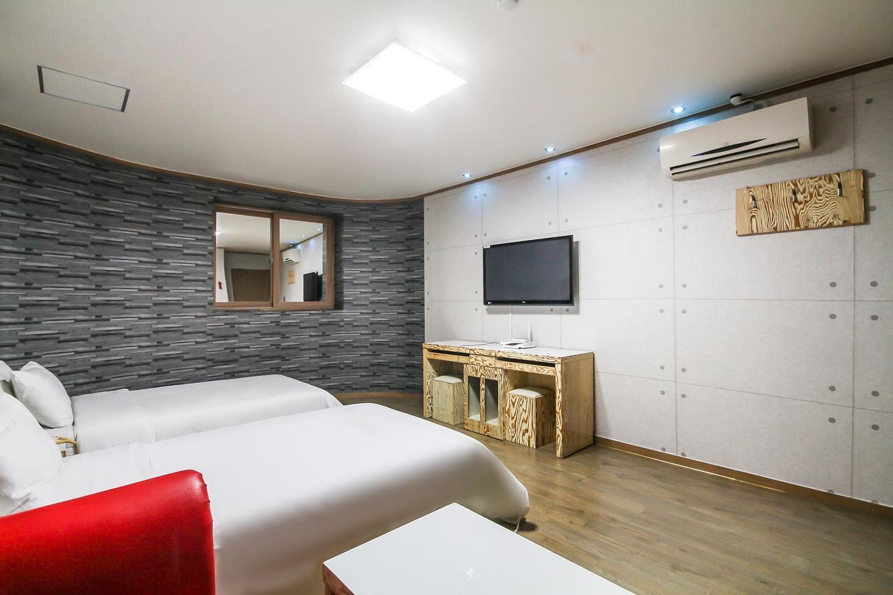 Hotel Lie Geoje Luaran gambar