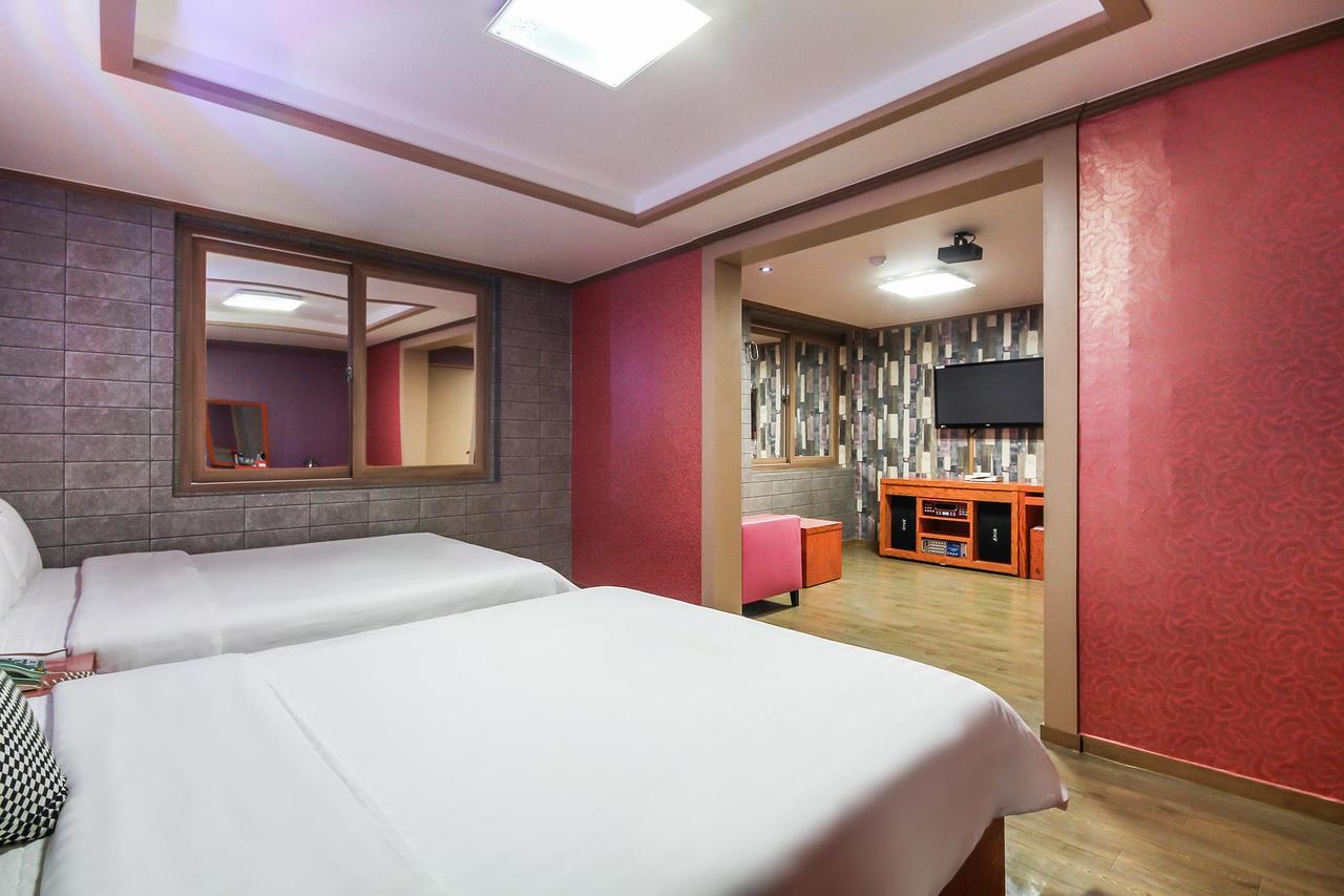 Hotel Lie Geoje Luaran gambar