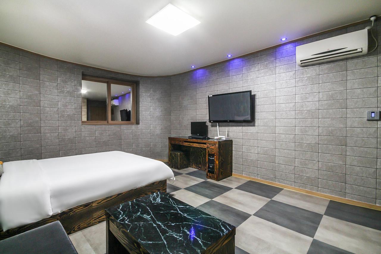 Hotel Lie Geoje Luaran gambar