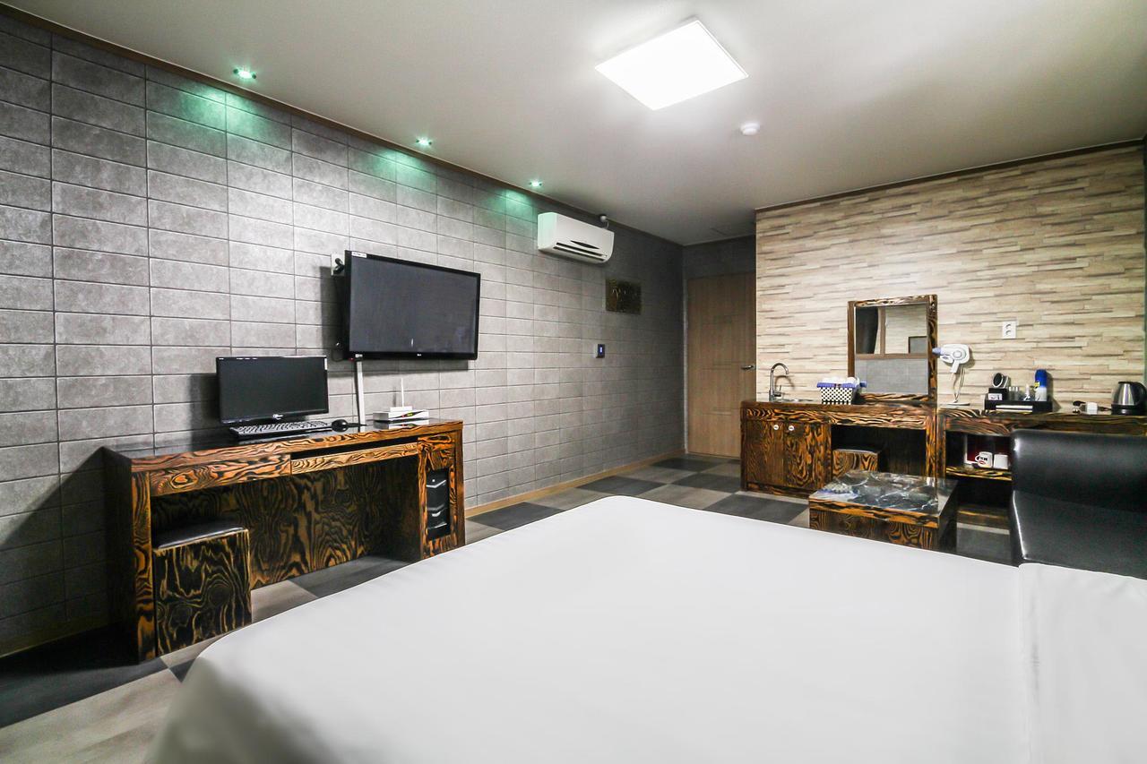 Hotel Lie Geoje Luaran gambar